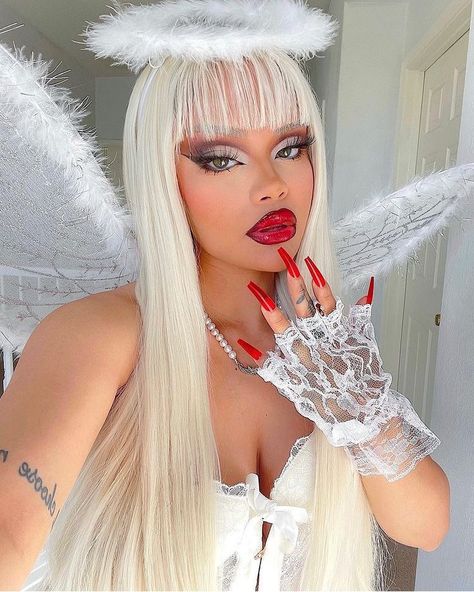 Angel Halloween Costume, Halloween Makeup Inspo, Big Lips Natural, Angel Halloween Costumes, Angel Halloween, Makeup Ideas Eyeliner, Angel Makeup, Cute Halloween Makeup, Hot Costume