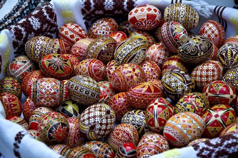 Bucovina painted easter eggs. Traditional hand painted eggs for Easter from Buco , #affiliate, #easter, #eggs, #Bucovina, #painted, #Easter #ad Romanian Art, Hand Painted Eggs, Romania Food, Easter Meal, Painted Easter Eggs, Eggs For Easter, Painted Eggs, World Thinking Day, Decorated Eggs