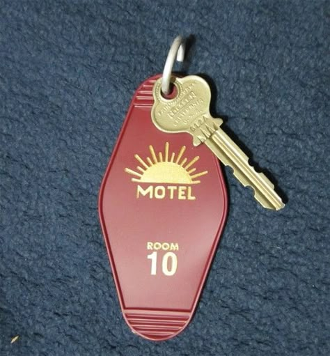 The Lost Room ~ Room 10 Key Sunshine Motel Motel Key Tattoo, Vintage Motel Aesthetic, Motel Room Aesthetic, Motel Aesthetics, 70s Motel, Motel Aesthetic, Cheap Motels, Tessa Bailey, Retro Motel