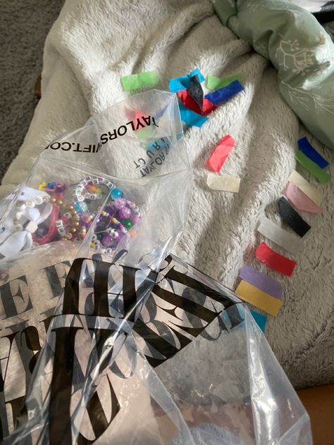 Taylor Swift Eras Tour Confetti, Taylor Swift Concert Merch, Eras Tour Merch Aesthetic, Taylor Swift Merch Aesthetic, Taylor Swift Confetti, Eras Tour Bag, Eras Tour Confetti, Taylor Swift Bag, Fan Aesthetic