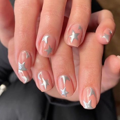 Stars On Nails, Nashville Nails, Star Nail Designs, Silver Nail Designs, Star Nail Art, Hippie Nails, Swift Concert, Her Nails, Cat Nails