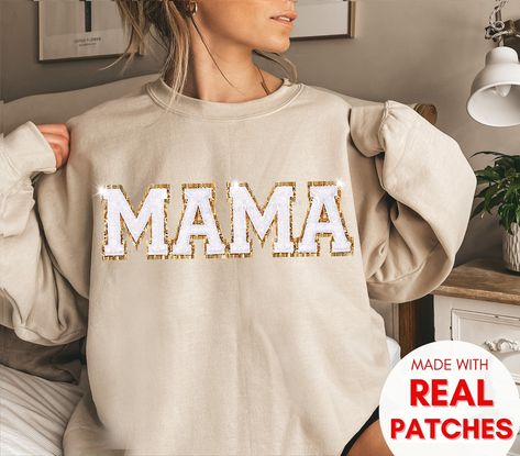 Aunt Sweatshirt, Patch Sweatshirt, Mom Wardrobe, Auntie Shirts, Letter Sweatshirt, Womens Sweatshirts, Varsity Letter, Aunt Shirts, Birthday Gift For Mom