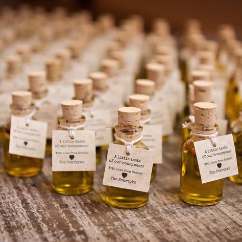 Alternative Wedding Favors, Olive Oil Wedding Favors, Olive Oil Favors, Unusual Wedding Favours, Simple Wedding Favors, Funky Wedding, Creative Wedding Favors, Inexpensive Wedding Favors, Wedding Favors And Gifts