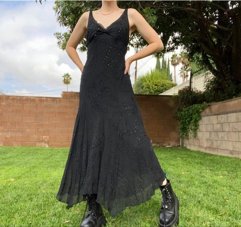 Indie Formal Dress, Alternative Homecoming Dress, Prom Dress With Doc Martens, Whimsigoth Dress Outfit, Alt Formal Dress, Grunge Prom Outfit, Alt Hoco Dress, Grunge Hoco Dress, Indie Prom Dress