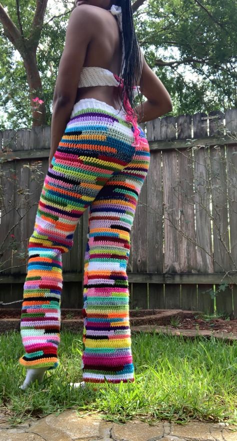 #crochet #crochetdesign Crochet Scrap Yarn Pants, Scrap Pants, Crochet Pant, Crochet Pants Pattern, Crochet Waistband, Scrap Crochet, Crochet Jumpsuits, Scrap Yarn Crochet, Crochet Men