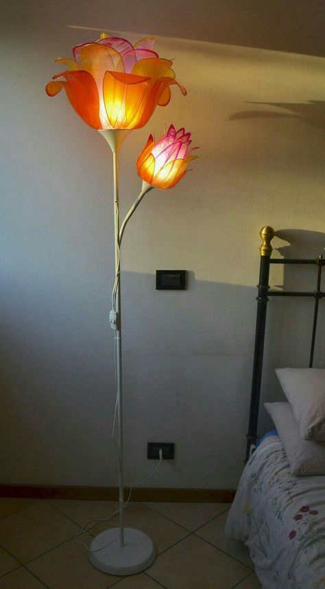 Lamp Decoration Ideas, Lamp Flower, Home Decor Lamp, Lamp Decoration, Bedroom Decoration Ideas, Decor Lamp, Flower Lamp, Lampe Decoration, Aesthetic Rooms