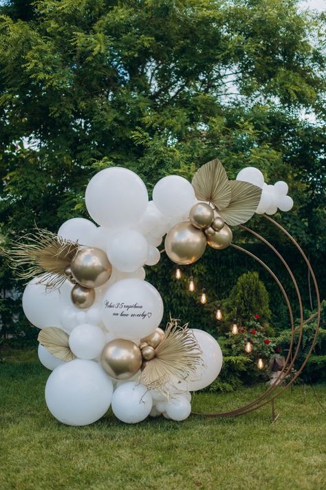 Birthday Party Balloon Arch, Balloon Decoration Birthday, Party Balloon Arch, Event Decor Ideas, Engagement Balloons, Art Balloon, Arch Balloon, 18th Birthday Decorations, Deco Ballon