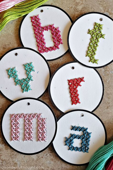 Cross Stitch Gift Tags with Initials - A Wonderful Thought Free Christmas Cross Stitch Patterns, Free Christmas Cross Stitch, Christmas Cross Stitch Patterns, Christmas Cross Stitch Patterns Free, Hand Embroidered Gifts, Cross Stitch Projects Ideas, Free Printable Gifts, Free Printable Gift Tags, Holiday Cross Stitch