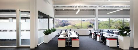 "Open Desk Spaces Encourages Collaboration" Tesla | Glassdoor Photos Tesla Office, Hydrogen Engine, Desk Spaces, Tesla Interior, Office Photos, Interior Design Student, Training Facility, Work Opportunities, Office Layout