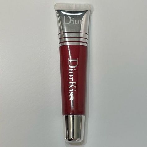 Dior 858 Caramel Apple DiorKiss Lipgloss Makeup Png, Discontinued Makeup, Backstage Makeup, Dior Lipgloss, Lip Plumping Gloss, 70s Makeup, Makeup List, Lip Plumping, Fancy Makeup