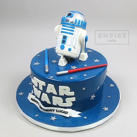 R2d2 Birthday Cake, 21st Birthday Table Decorations, R2d2 Cake, Star Wars Dessert, Star Wars Birthday Cake, Hotwheels Birthday Party, Star Wars Theme Party, Star Wars Bb8, Ice Cream Day