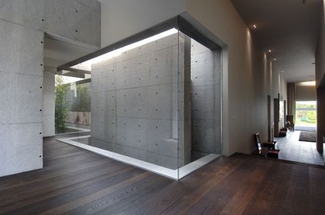 Concrete House by A-cero | HomeDSGN Glass House Architecture, Houses Architecture, Concrete Interiors, Concrete Houses, Concrete Architecture, Concrete Home, Concrete House, Patio Interior, Interior Modern