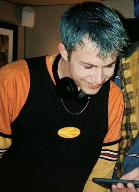 Dylan Minnette Blue Hair, Cole Preston, Clay Jensen, Dylan Minnette, Thirteen Reasons Why, Light Blue Hair, Charming Man, 13 Reasons, Indie Pop Music