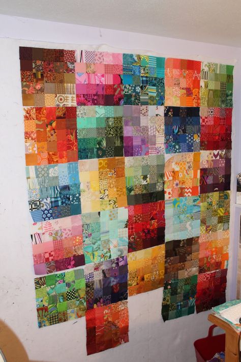 Potato Chip Quilt Block, Crumb Quilts Ideas, Scrappy Quilts Ideas, Potato Chip Quilt, 2 Color Quilts, Colorwash Quilts, Quilt Design Wall, Pixel Quilting, Space Quilt