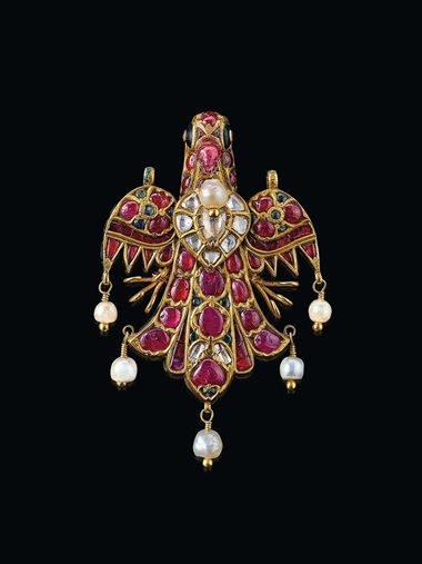 Introducing Maharajas & Mughal Magnificence | Christie's Traditional Ruby Chandbalis With Intricate Design, Ornate Ruby Gold Jewelry, Antique Ruby Pendant, Ornate Ruby Ceremonial Jewelry, Mughal Jewelry, Antique Red Brooch, Antique Jewellery Designs, Jewelry Design Drawing, Antique Jewelry Indian