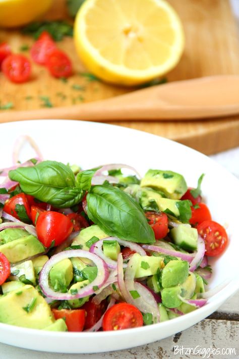 Avocado Salad - A healthy and colorful salad featuring avocado, tomato, cucumber, basil and a splash of lemon! Wedding Entrees, Wedding Food Menu, Wedding Appetizers, The Wedding Cake, Reception Food, Fish Salad, Main Course Recipes, Martha Stewart Weddings, Vegetarian Recipes Dinner