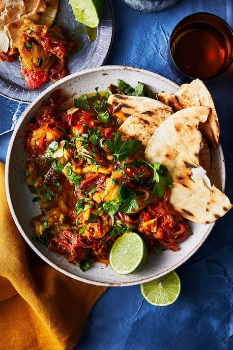 Moroccan Lunch, Vegetarian Chicken, Tomato Salad Recipes, Meat Free Monday, Tomato Salad, Slow Cooker Soup, Meat Free, Winter Food, Eggplant