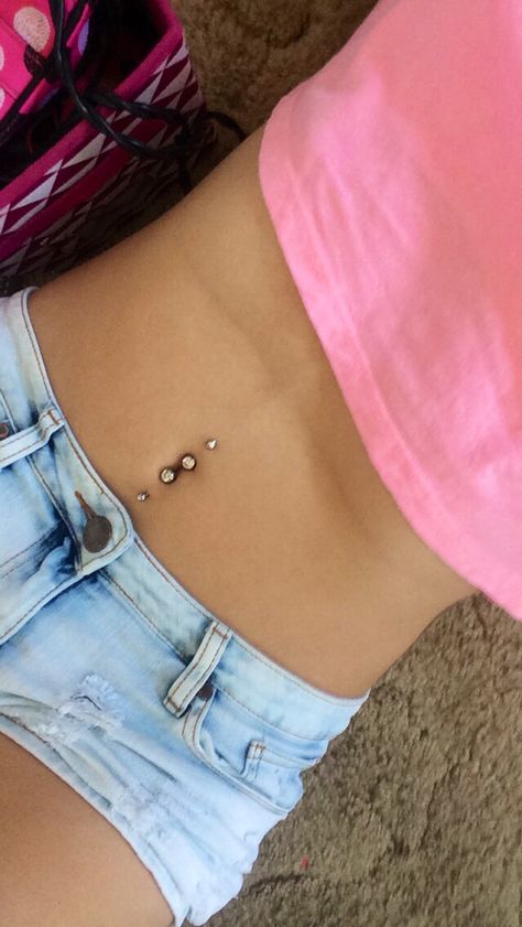 Top Bottom Belly Piercing, Too And Bottom Belly Button Piercing, Top And Bottom Navel Piercing, Double Belly Piercing Aesthetic, Belly Button Piercing Inspiration, Triple Belly Piercing, Belly Button Piercing Top And Down, Bottom Piercing Belly, Double Belly Piercing Ideas