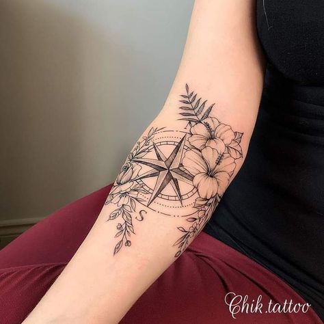 Compass Tattoo Shoulder Women, Tropical Compass Tattoo, Compass Tattoo Feminine Half Sleeves, Map Tattoos For Women, Compass Sleeve Tattoo Women, Women Compass Tattoo, Floral Compass Tattoo Feminine, Mandala Compass Tattoo Feminine, Compass Tattoo Design Woman