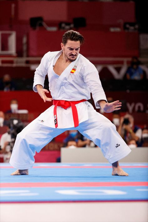 Karate Kata, 2020 Olympics, Olympic Athletes, Future Style, Olympic Sports, Tokyo 2020, Action Poses, Summer Olympics, Art Poses