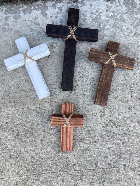 Wooden Crosses Handmade, Wooden Crosses Diy, Wood Crosses Diy, Wooden Cross Crafts, Rustic Wood Cross, Farmhouse Decor Wall, Jenga Blocks, Cross Decor, Wooden Crosses