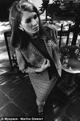 Martha Stewart. Yes, THAT Martha Stewart. Lynda Carter, 20th Century Fashion, Martha Stewart Living, The Sixties, Blazer And Skirt, The Lifestyle, 60s Fashion, Dark Beauty, Tweed Blazer