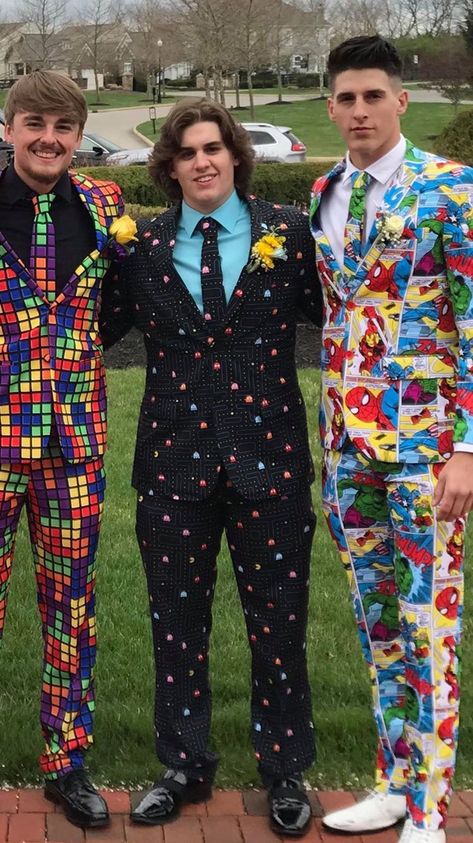 Men's Prom Suits, Funny Suits Men, Adult Prom Outfit Ideas, Funky Prom Outfits, Men’s Hoco Outfits, Funky Prom Suits, Suits Prom Men, Prom Boys Outfit Suits, Mens Prom Outfit Ideas