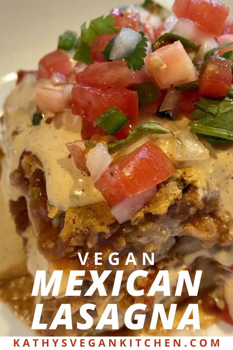 Mexican Lasagna is layered with veggies, lentils, and incredible flavors. Take your Mexican food to the next level! Mexican Lasagna Recipe, Easy Vegan Dinner Recipes, Mexican Lasagna Recipes, Vegan Meatloaf, Mexican Lasagna, Vegetarian Mexican, Vegetarian Nutrition, Vegan Dinner Recipes Easy, Vegan Mexican Recipes