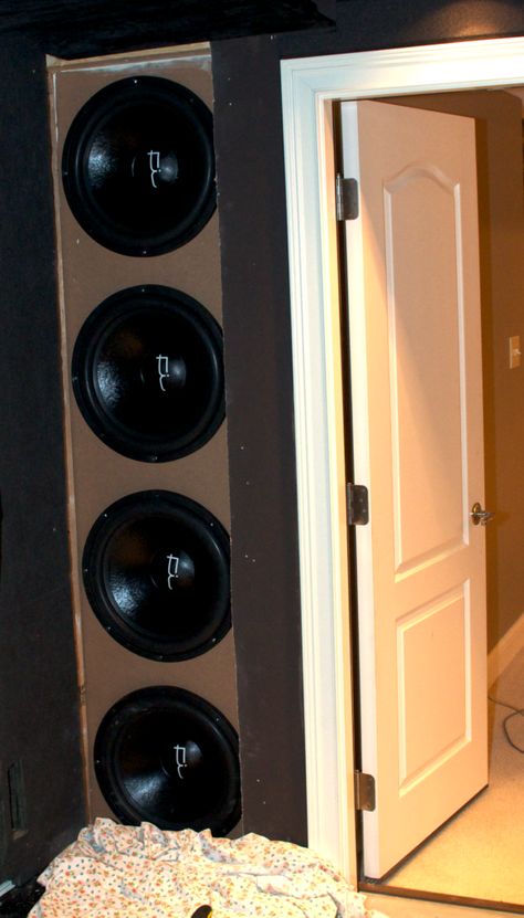 infinite_baffle_subwoofer_installed Klipsch Home Theater, Home Theater Subwoofer, Diy Subwoofer, Dayton Audio, Speaker Projects, Home Theater Receiver, Home Cinema Room, Subwoofer Enclosure, Powered Subwoofer