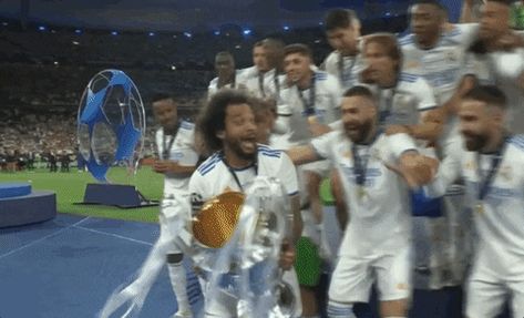 Real Madrid Banner, Real Madrid Champions League, Football Banner, Madrid Football, Real Madrid Football, Animated Banners, Football Gif, Banner Gif, Champions League