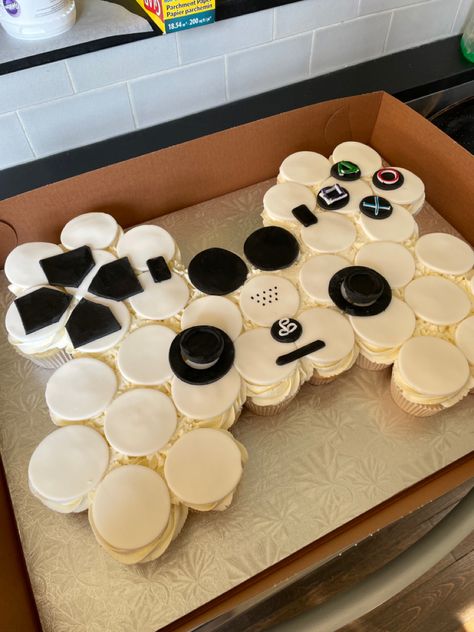 Xbox Controller Cupcake Cake, Controller Cupcake Cake, Playstation Cupcakes, Game Controller Cake, Controller Cake, Gamer Party, 10 Birthday Cake, 10 Birthday, Xbox Controller