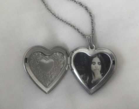 lana del rey Lana Del Rey, A Photo, Chain, Silver, On Instagram, White, Instagram