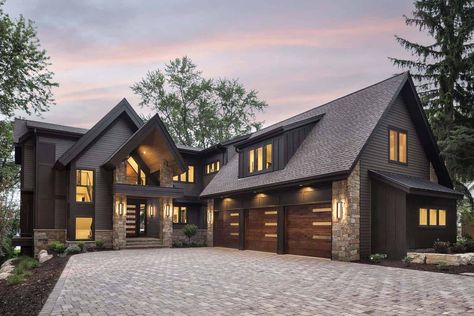 Take a tour of the most popular houses we have featured here on One Kindesign over the course of 2019. Home Exterior 2023, Modern Cabin Exterior Design, Lake House Design Ideas, Beckie Owens, House Plans For A View, Black And Cedar House Exterior, Modern Farmhouse Home Exterior, 3 Garage Doors, Modern Lake House Exterior