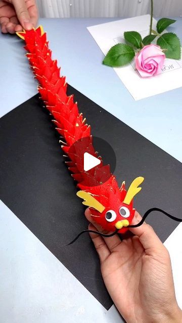 Dragon Crafts Preschool, Paper Animal Crafts, Dragon Project, Diy Dragon, Make A Dragon, Egg Carton Crafts, Dragon Crafts, Cute Dragon, Paper Animals