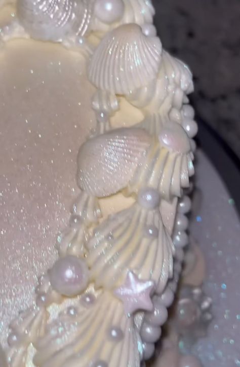 Siren Cake, Los Cabos Wedding, Ocean Cakes, Mermaid Cakes, Birthday Wishlist, Mermaid Party, Fantasy Jewelry, Pretty Cakes, Cute Cakes