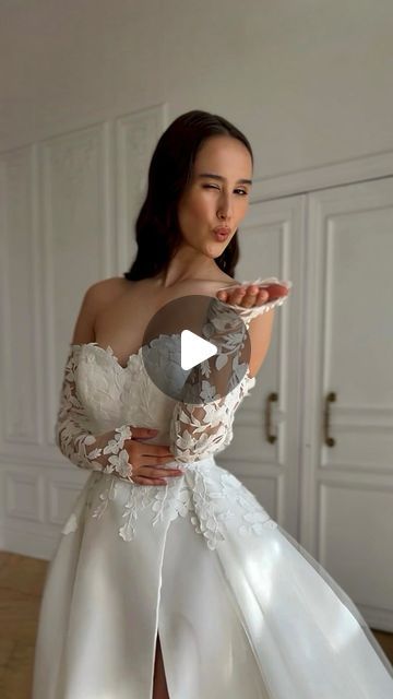 Detachable Sleeves Wedding Dress, Convertible Wedding Dresses, Detachable Train Wedding Dress, Detachable Wedding Dress, Olivia Bottega, Noodle Strap, Detachable Train, Aline Wedding Dress, Detachable Sleeves