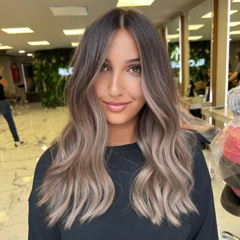 Dark Balayage, Black Hair Balayage, Ash Hair, Brown Hair Balayage, New Hair Colors, Balayage Highlights, Blonde Ombre, Hair Inspo Color, Blonde Balayage