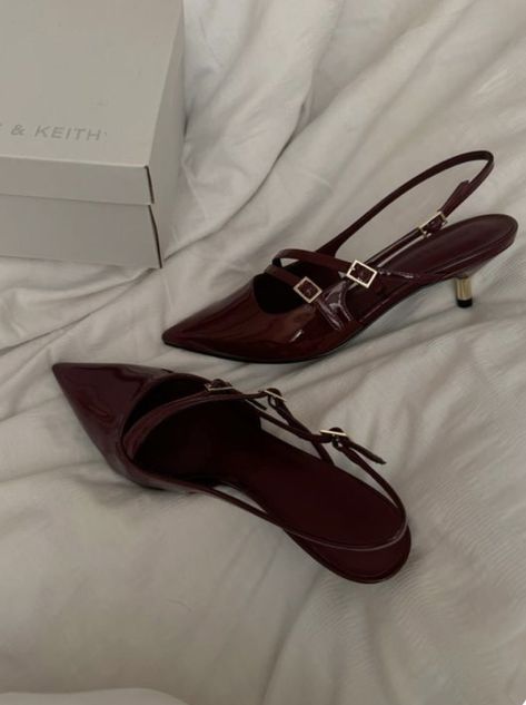 Burgundy Kitten Heels, Burgundy Heels Outfit, Kitten Heels Aesthetic, Presentation Night, Expensive Heels, Lucky Vicky, Maroon Heels, Kitten Heels Outfit, Aries Rising