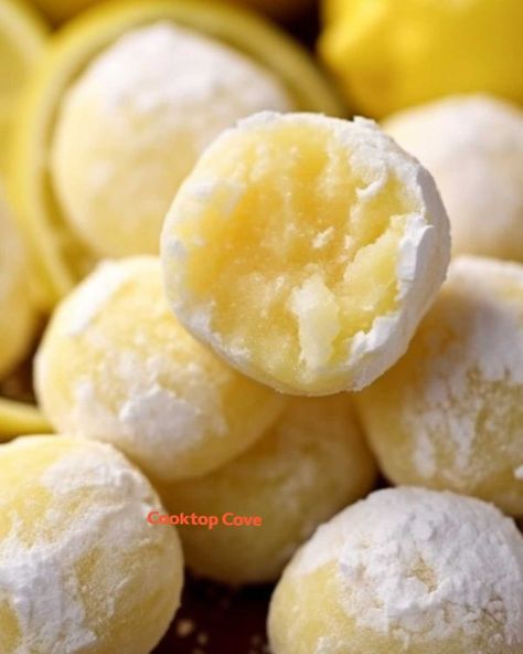 Love making these and giving them out as gifts! Best part? No baking required! Lemon Truffle Recipe, Lemon Truffles, Lemon Dessert Recipes, Candy Recipes Homemade, Truffle Recipe, Lemon Cookies, Lemon Desserts, Lemon Recipes, Cookies Recipes Christmas