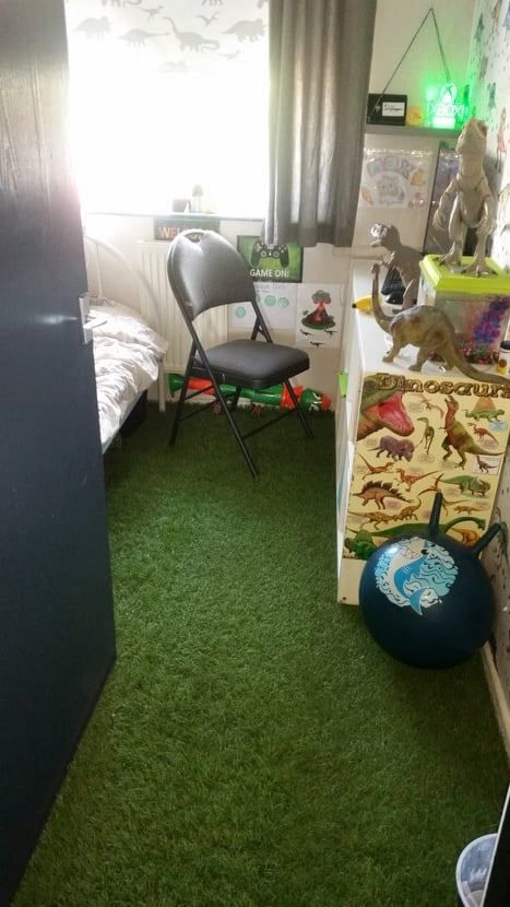 Savvy mum creates son's dream bedroom with Home Bargains' fake grass & parents say it's EASIER to clean than carpet Fake Grass Carpet Bedroom, Fake Grass Rug Bedroom, Fake Grass In Bedroom, Turf Rug Bedroom, Fake Grass Bedroom, Carpet Grass Ideas, Turf In Bedroom, Indoor Grass Floor, Grass Carpet Bedroom