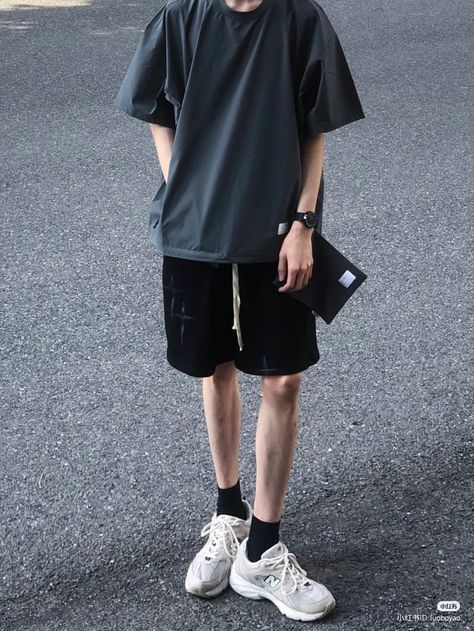 Korean Male Fashion Summer, Male Outfits Shorts, Korean Outfits Men Summer, Korea Summer Outfit, Korean Summer Fashion, Kpop Fashion Men, Boys Summer Fashion, Korean Summer Outfits