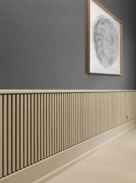 Lambriseringen Gang, Modern Wainscoting Ideas, Wainscoting Wall, Millwork Wall, Modern Wall Paneling, Wainscoting Styles, Wooden Panelling, Wall Panels Bedroom, Wood Slat Wall