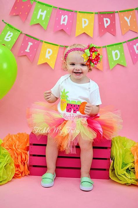 TWOtti Frutti Birthday Outfit-Tutti Frutti Birthday Fruit Photography Ideas, Fruity Party, Twotti Fruity, Luau Party Food, Tutti Frutti Birthday Party, Tutti Frutti Party, Fruit Birthday Party, 2nd Birthday Party For Girl, Pineapple Birthday