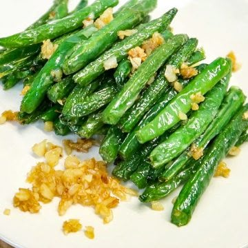 Chinese Garlic Green Beans, Chinese Green Beans, Garlic Green Bean Recipes, British Breakfast, Chinese Garlic, Green Beans Recipe, Din Tai Fung, Ground Beef And Potatoes, Fried Green Beans