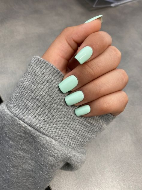 #nails #green #mint #spring #summer #pastel #simple Mint Green Sns Nails, Gel Nail Designs Plain Colors, Bright Mint Green Nails, Pastel Green Glitter Nails, Mint Pastel Nails, Mint Matte Nails, Spring Pastel Nails Simple, Mint Square Nails, Pale Mint Nails