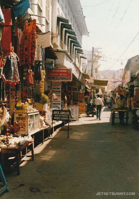 Pushkar Aesthetic, Roof Top Cafe, Weather In India, Thar Desert, India Street, Backpacking India, Desi Aesthetics, Stardust Crusaders, Indian Street