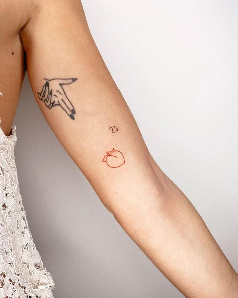 Peaches And Cream Tattoo, Peach Line Tattoo, Tiny Peach Tattoo, Small Peach Tattoo, Peaches Tattoo, Mushroom Lady Tattoo, Peachy Tattoo, Small Meaningful Tattoo Ideas, Pie Tattoo