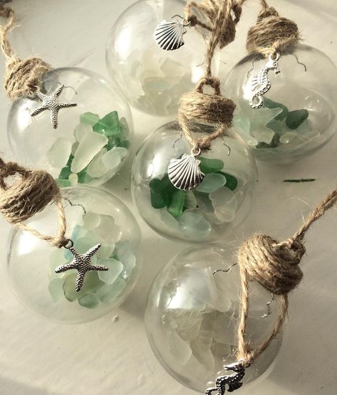 Christmas Seaglass Crafts, Sea Glass Tree Ornaments, Diy Sea Glass Ornaments, Sea Glass Mobile, Seaglass Ornaments Diy, Beach Glass Ornaments, Seaglass Christmas Ornaments, Sea Glass Ornaments Diy, Seashell Ornaments Diy