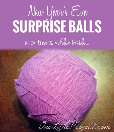 3 Fun and Inexpensive New Years Activities - #2 Hide small toys inside surprise balls. What a cute altenative to crackers! New Years Hourly Activities For Kids, Kids Nye Party Ideas Activities, Nye Party With Kids, Nye Party Ideas For Kids, New Years Party For Kids, New Years Eve Family Party Ideas, New Years Party Activities, New Years Eve Ideas For Kids, Nye Kids Activities