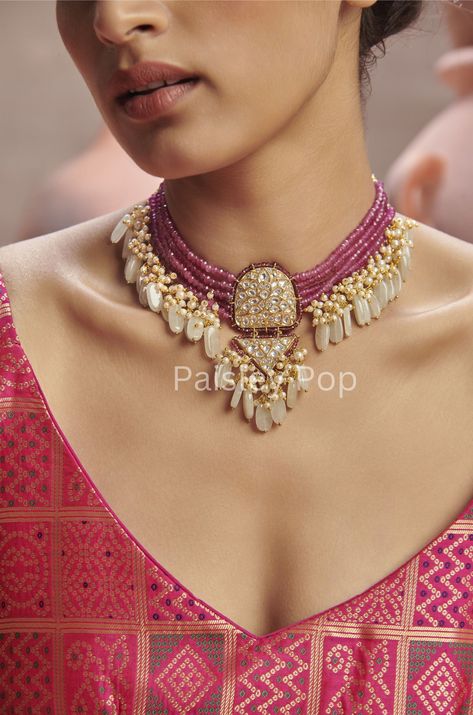 Handmade Kundan Bridal Choker Necklace, Festive Kundan Meenakari Choker Necklace, Ceremonial Pink Kundan Necklace, Kundan Meenakari Choker, Unique Choker Necklaces, Dual-tone Kundan Bollywood Necklace, Unique Choker, Sabyasachi Jewelry, Kundan Choker Necklace